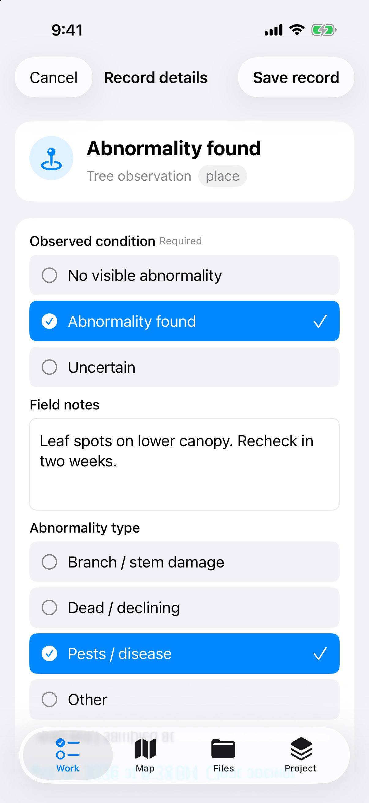 A tree observation in Dipper Field: abnormality found, pests or disease, with a field note